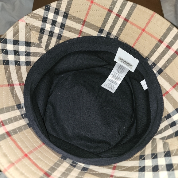 Pre-owned Burberry bucket hat - Picture 2 of 6